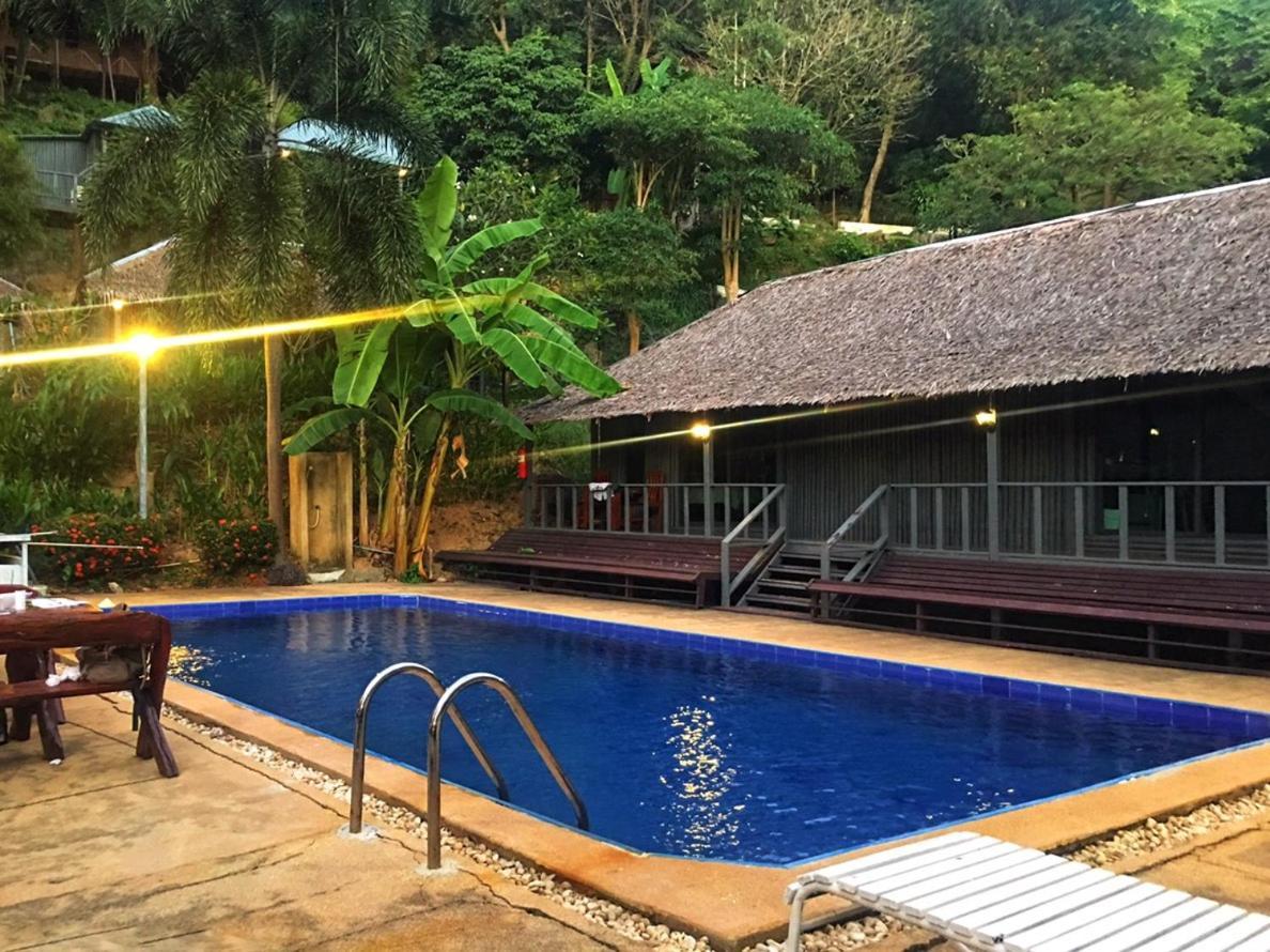 Phi Phi Sea And Hill Resort Exterior photo